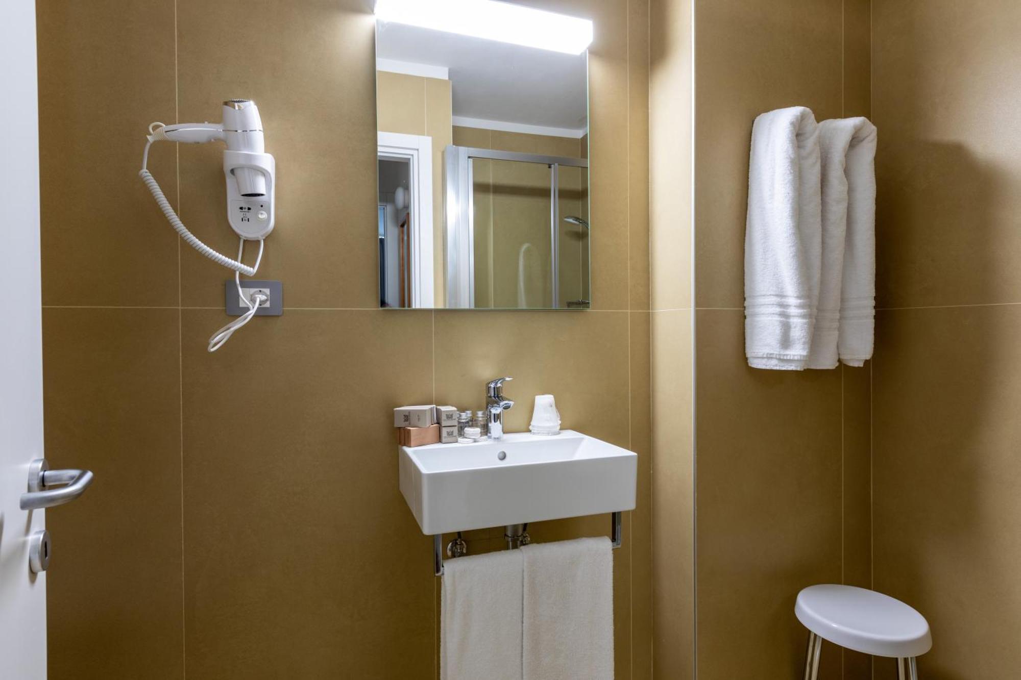 Appartamenti Corte Residence Borca di Cadore Kültér fotó
