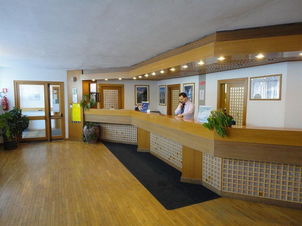 Appartamenti Corte Residence Borca di Cadore Kültér fotó