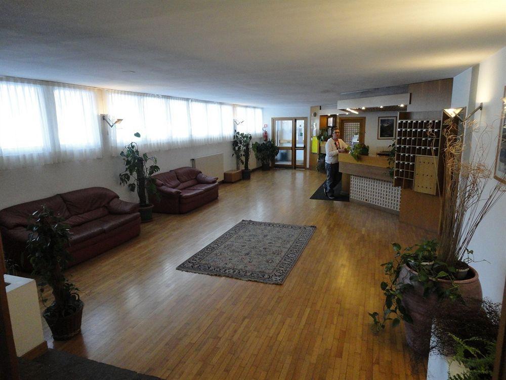 Appartamenti Corte Residence Borca di Cadore Kültér fotó
